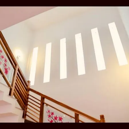 Spacious & Comfortable Home Stay ! Thrissur Exterior photo